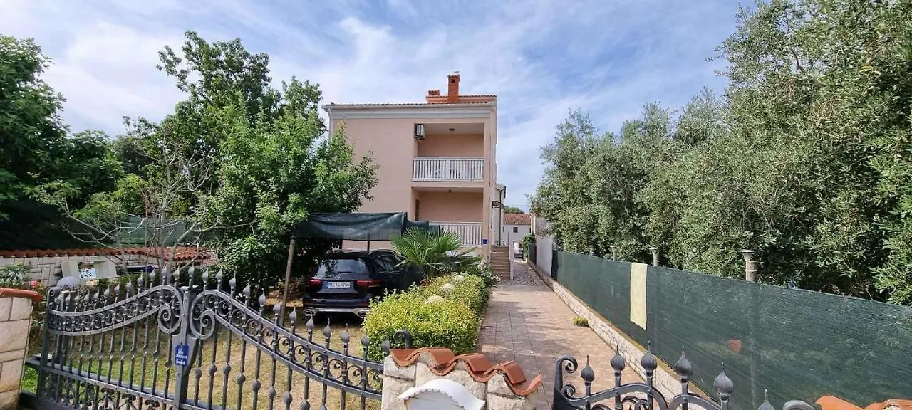 Apartment In Medulin With One-Bedroom 5