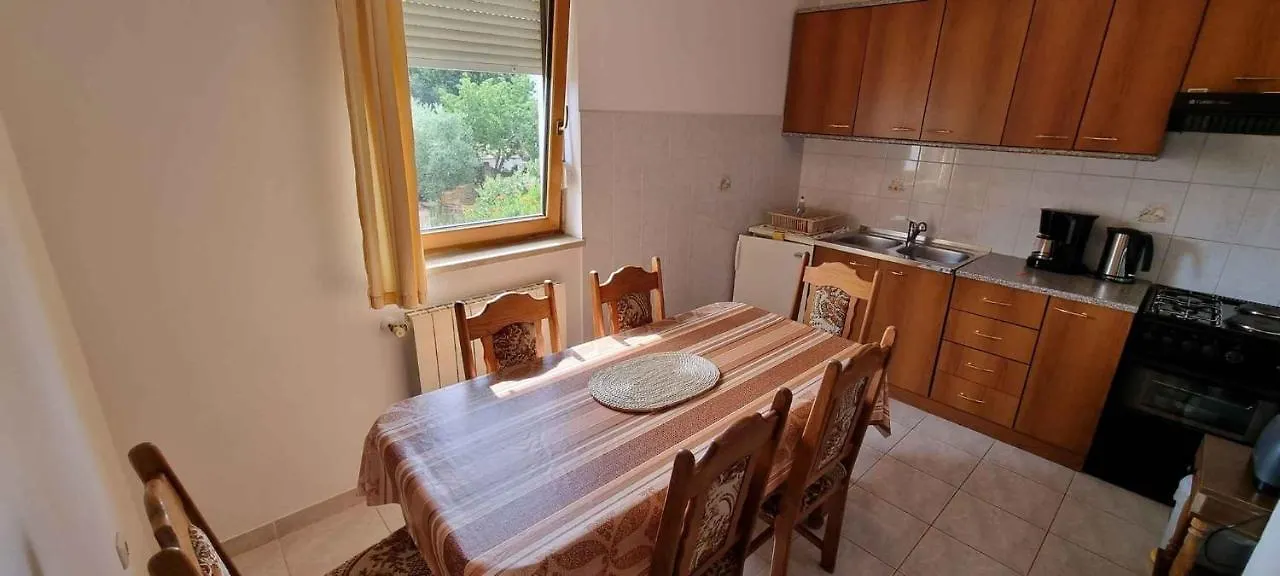 Apartment In Medulin With One-Bedroom 5